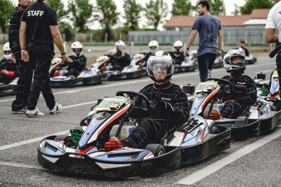 Go-kart corporate, pista indoor Milano